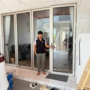 Cửa Nhôm Kính 4 Cánh