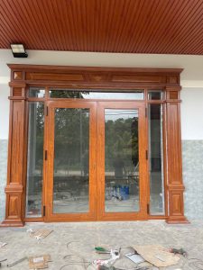 Cửa Nhôm Màu Vân Gỗ Phào Đại